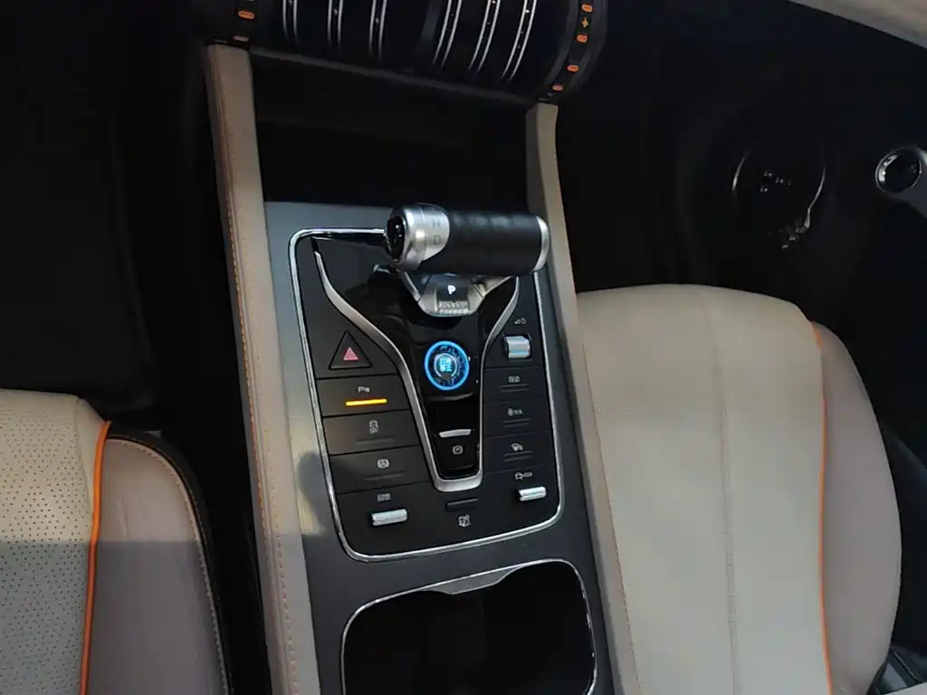BYD Yuan Plus — миниатюра 14