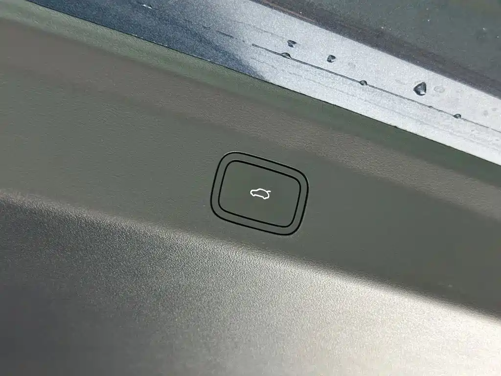 AITO AITO M7 — миниатюра 10