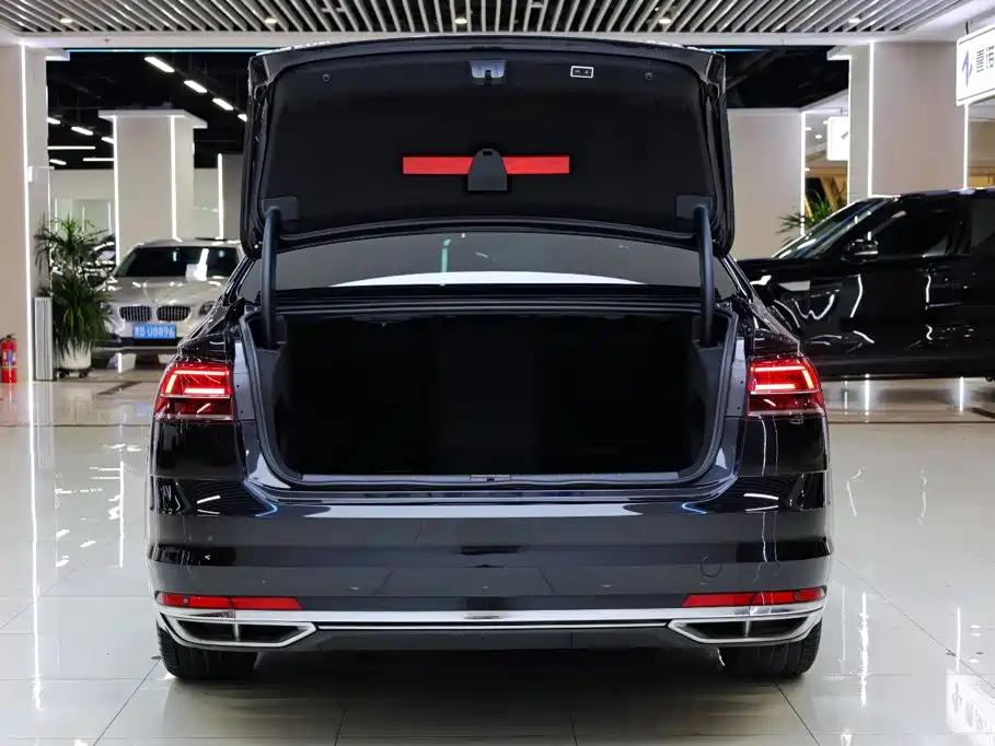 Volkswagen Phideon Facelift 380TSI 2WD Flagship Edition, фото 36