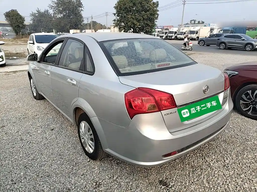 Buick Excelle — миниатюра 5