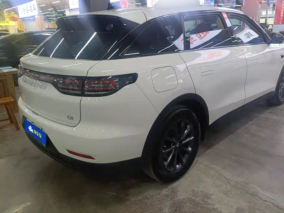 Leapmotor Leapmotor C11 — миниатюра 3