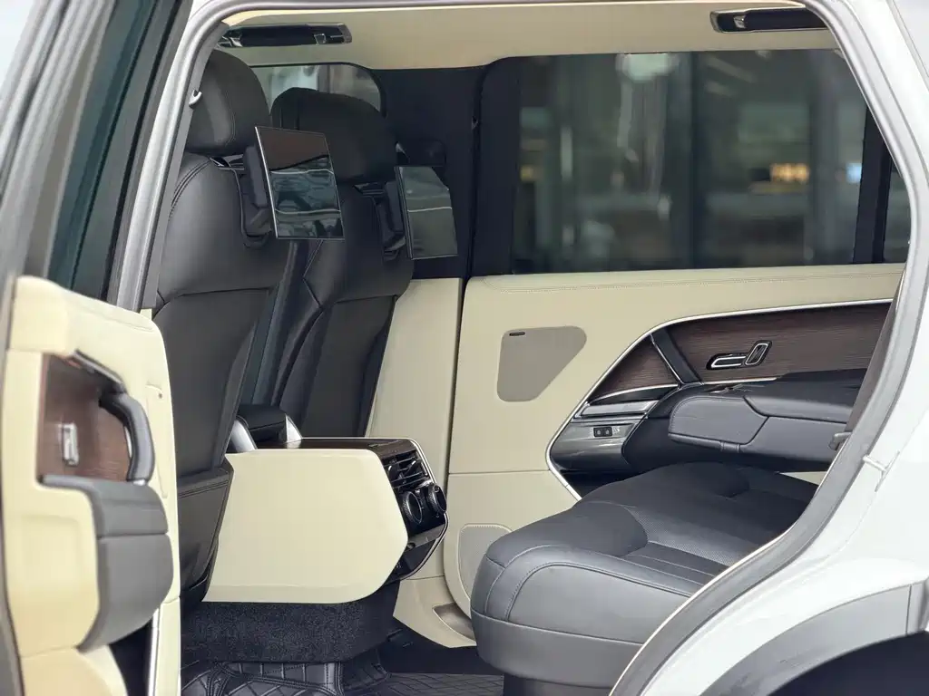 Land Rover Range Rover — миниатюра 11