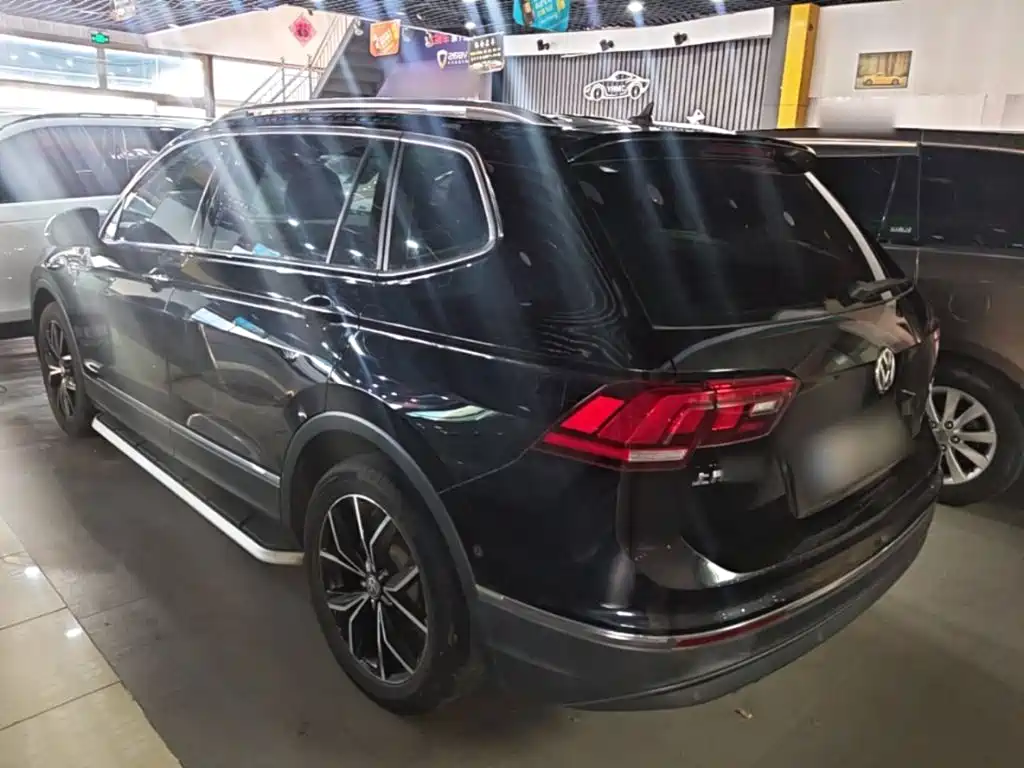 Volkswagen Tiguan L — миниатюра 5