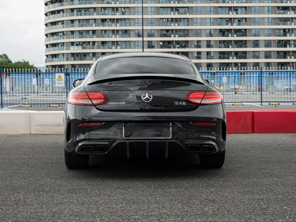 Mercedes-Benz C-Class AMG — миниатюра 3