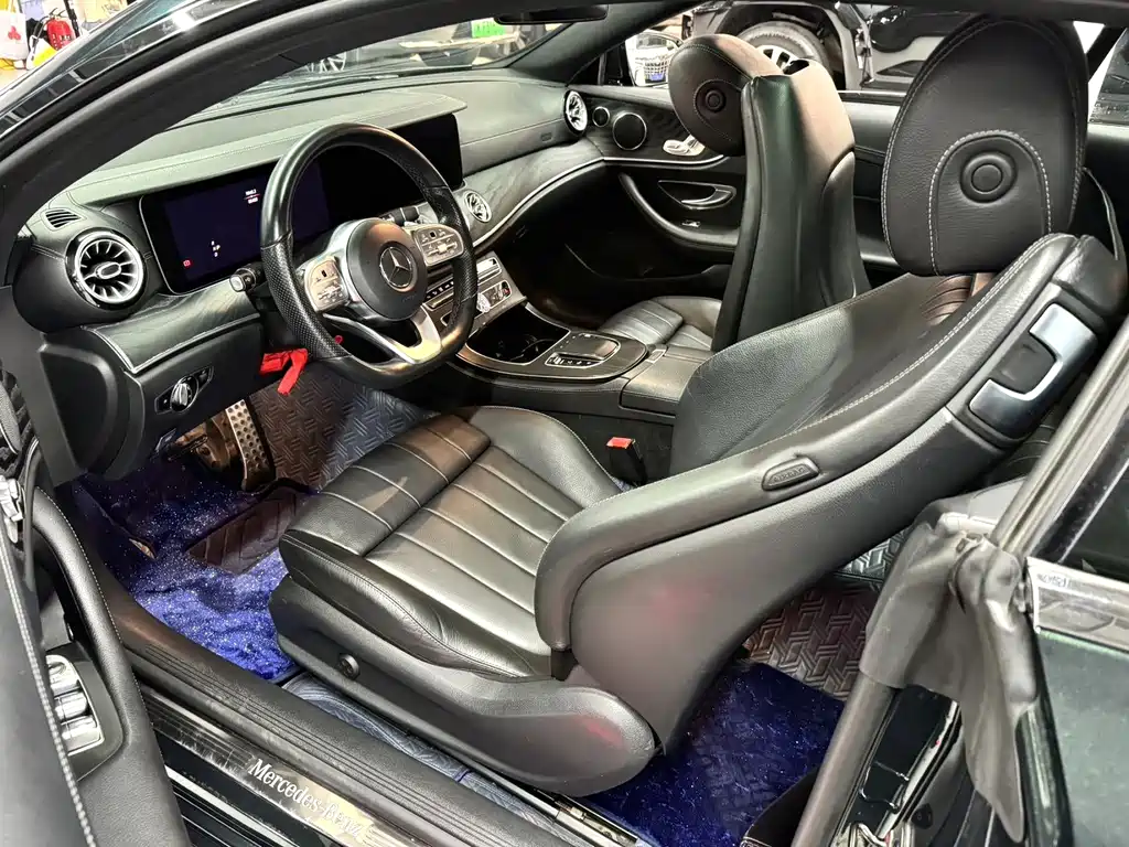 Mercedes-Benz E-Class (Import) — миниатюра 4