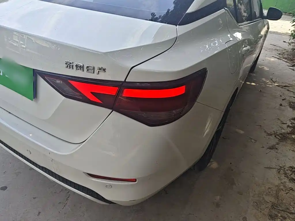 Nissan Sylphy — миниатюра 8