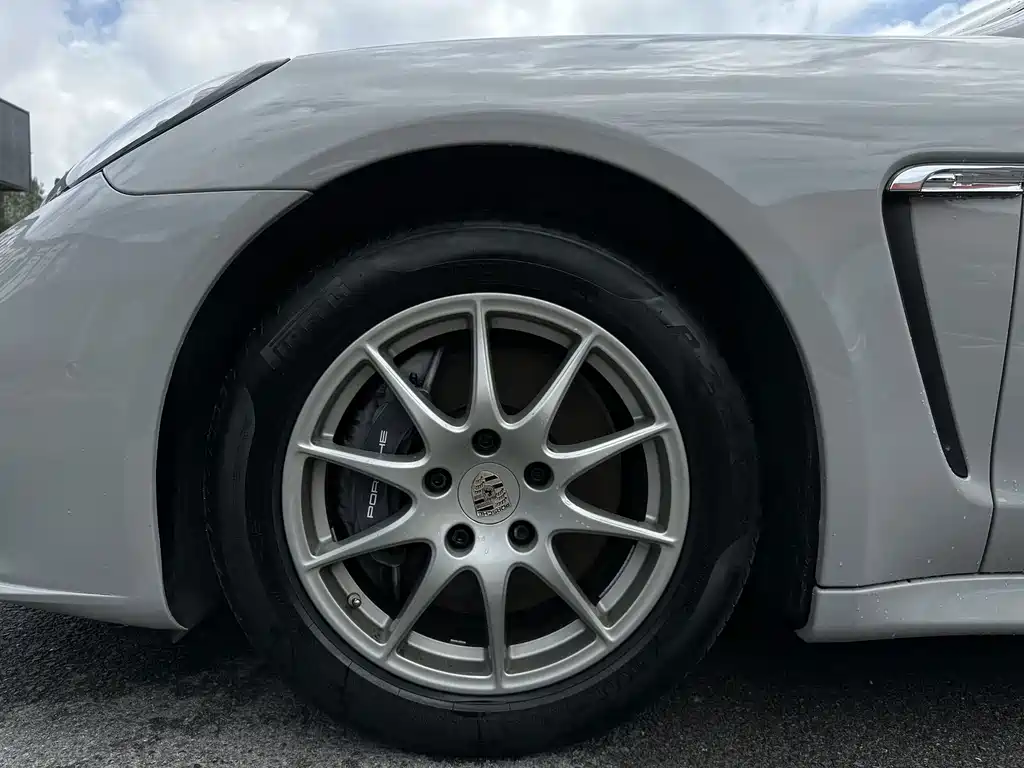 Porsche Panamera — миниатюра 17