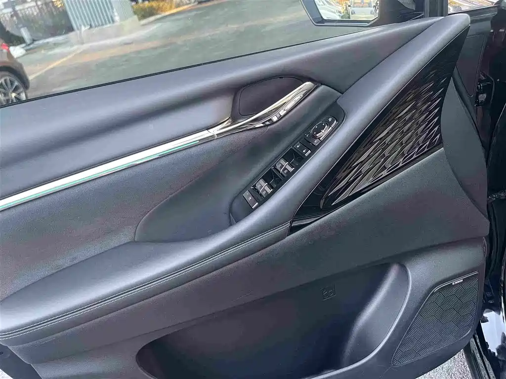 GAC Motor Trumpchi E9 — миниатюра 28