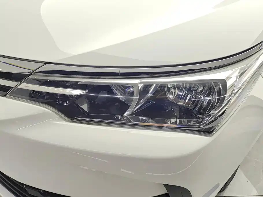 Toyota Corolla — миниатюра 5