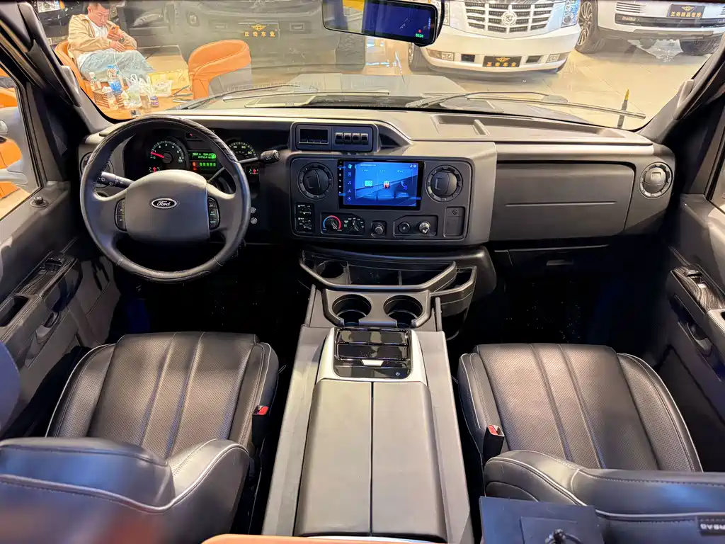 Ford E350 — миниатюра 18