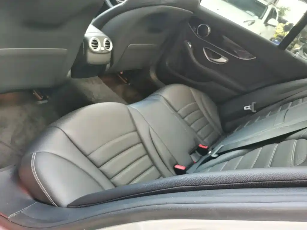 Mercedes-Benz C-Class — миниатюра 17