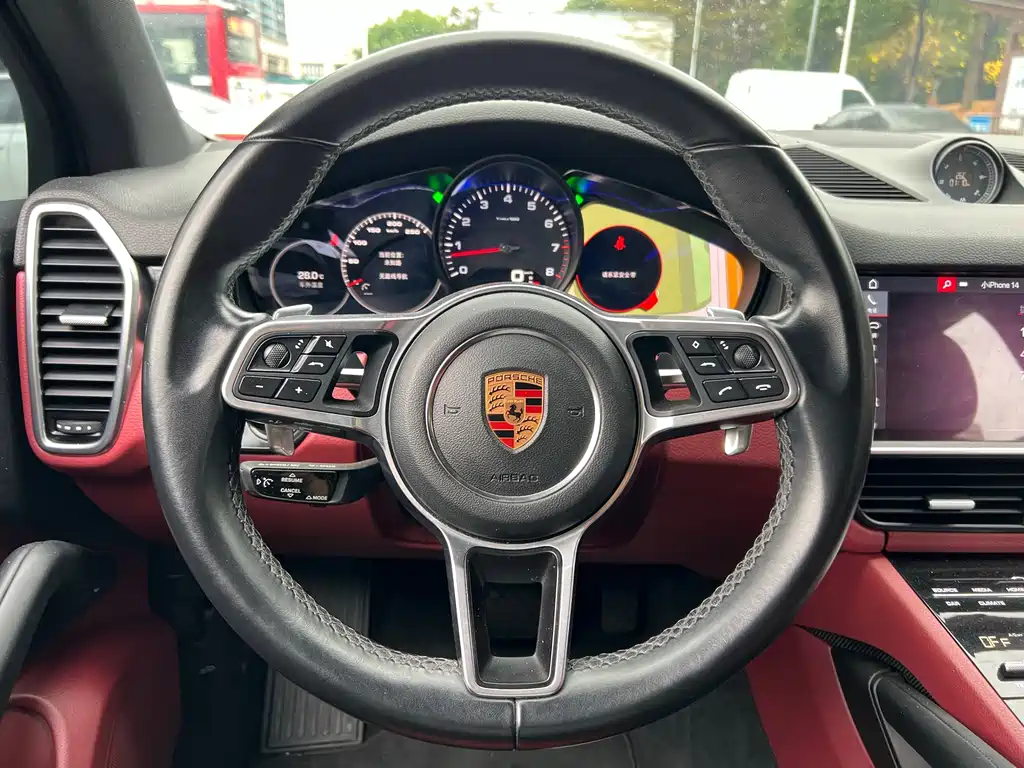 PORSCHE CAYENNE