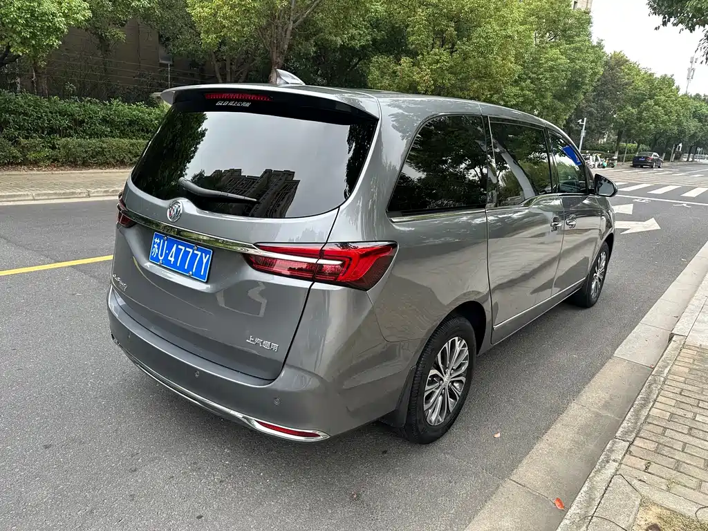Buick GL8 — миниатюра 4