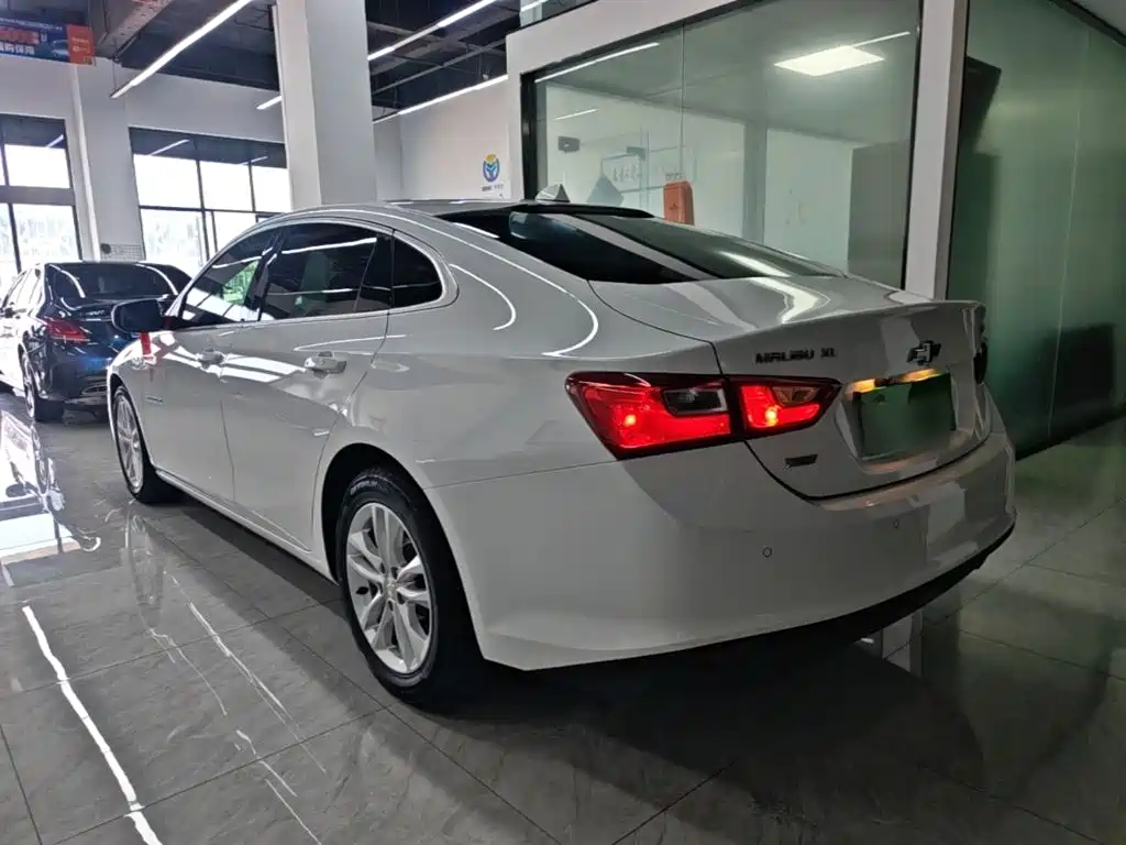Chevrolet Malibu XL — миниатюра 5