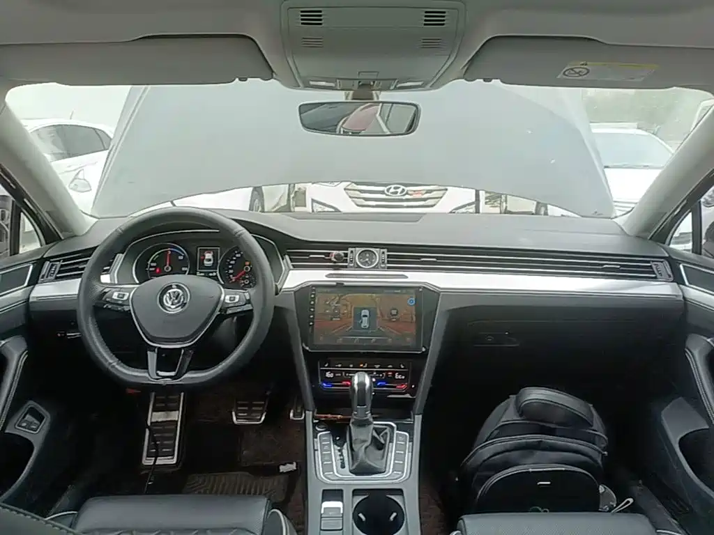 Volkswagen 迈腾 PHEV — миниатюра 10