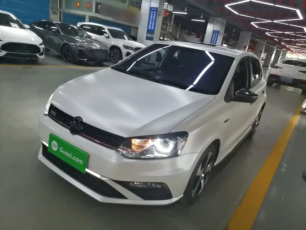 Volkswagen Polo 2016