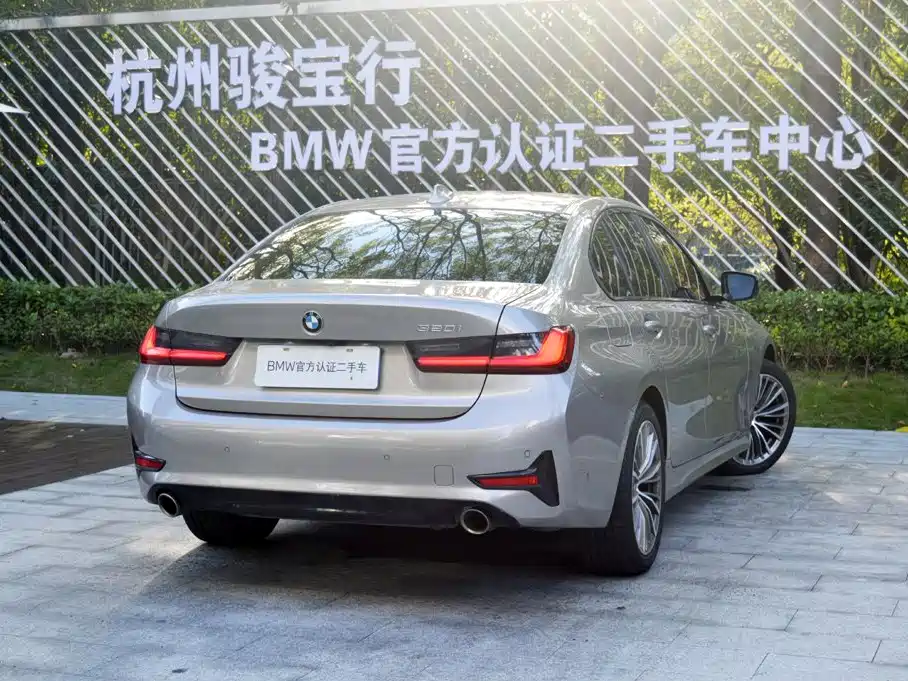 BMW 3 Series — миниатюра 5