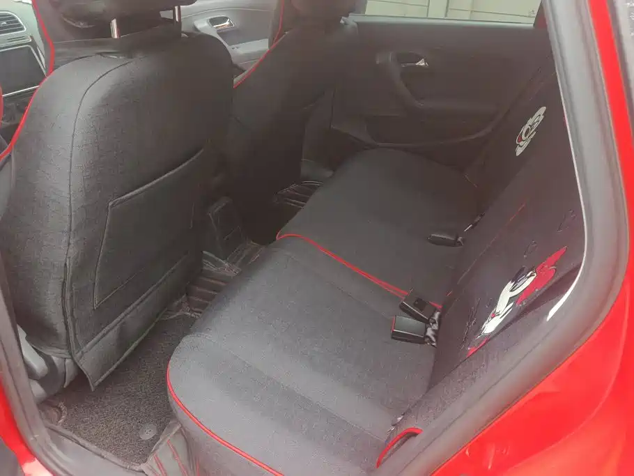 Volkswagen Polo — миниатюра 11
