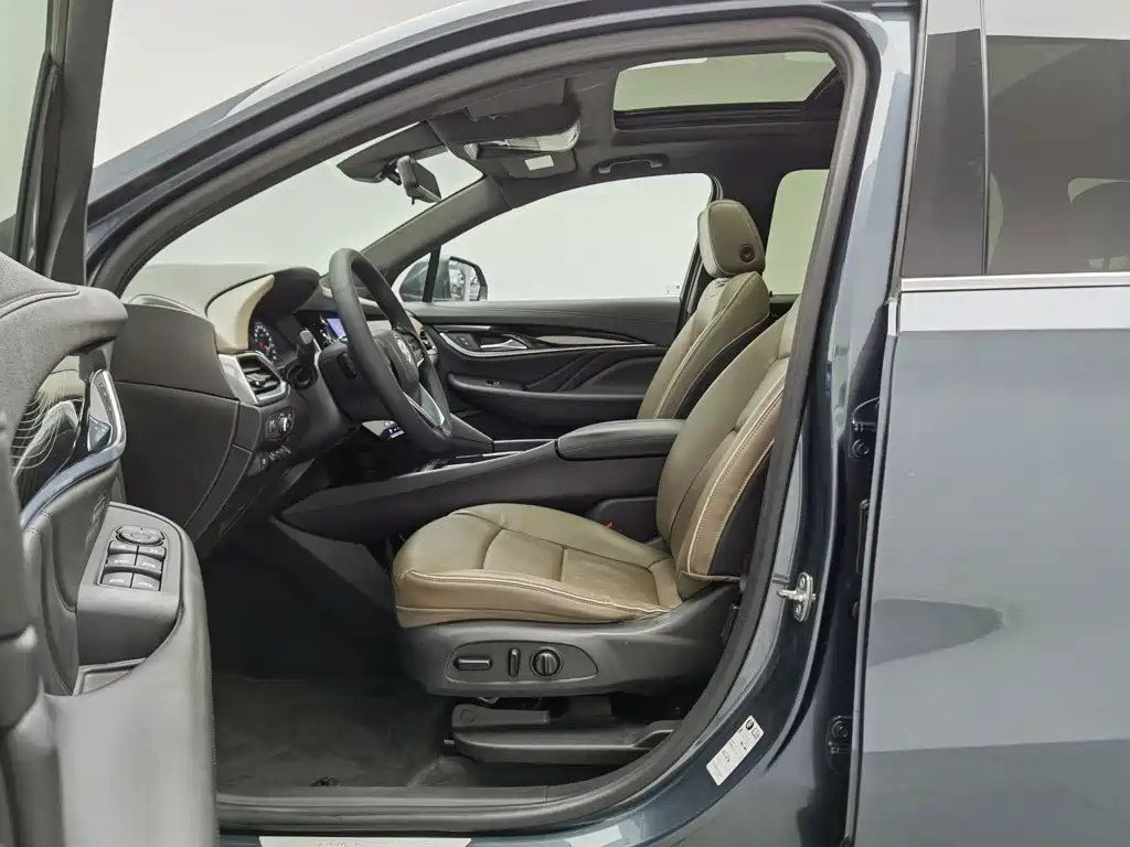 Buick Enclave — миниатюра 10
