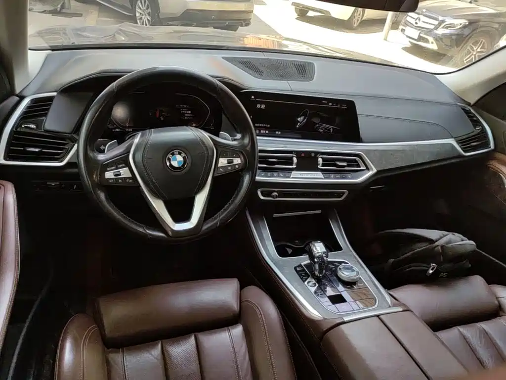 BMW X5 (Import) — миниатюра 10