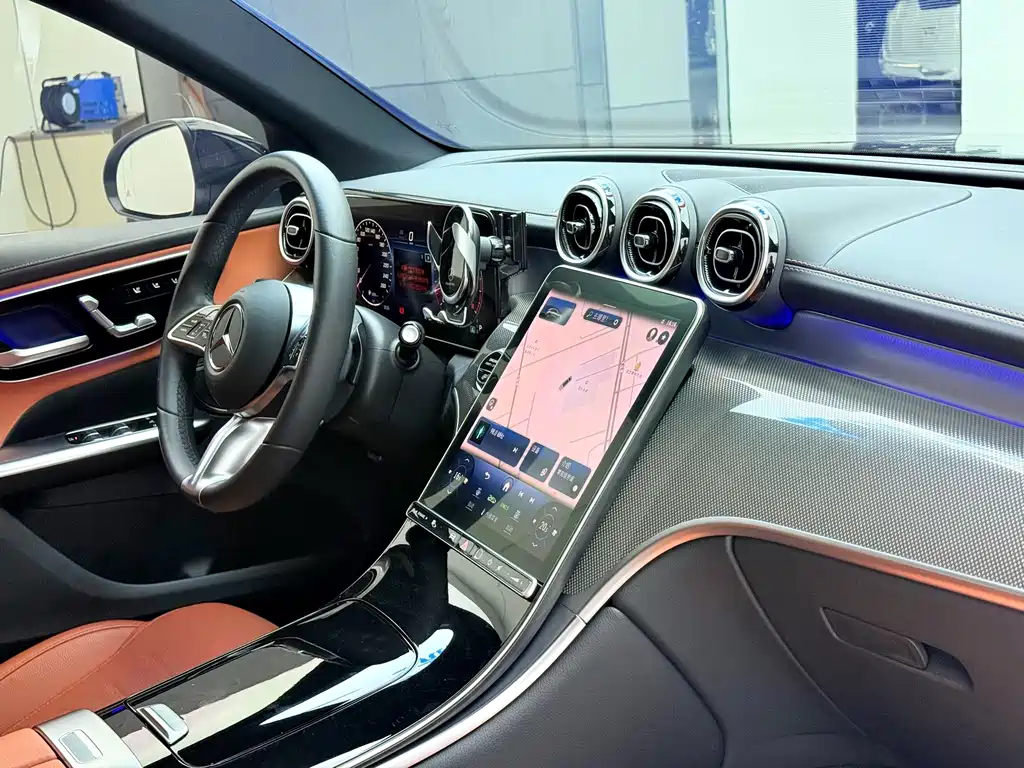 Mercedes-Benz GLC — миниатюра 6