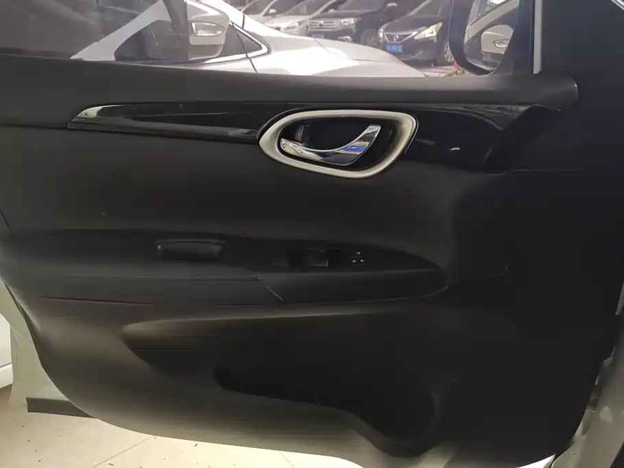 Nissan Sylphy — миниатюра 7