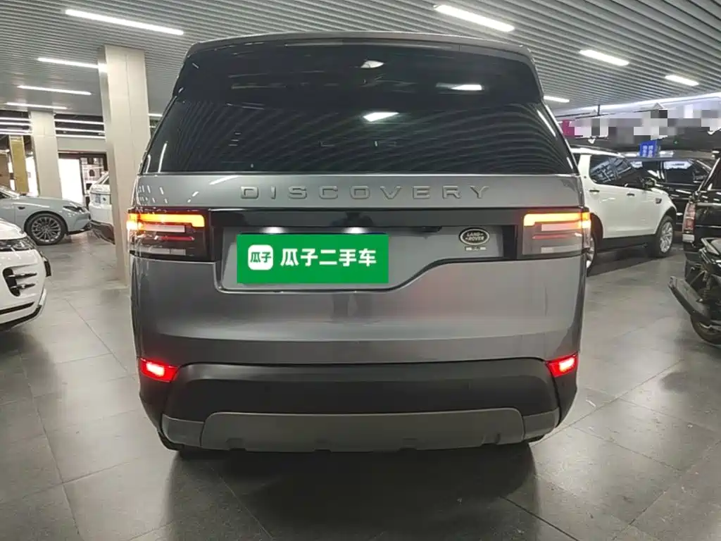 Land Rover Discovery — миниатюра 6