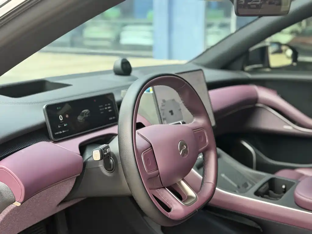 NIO ET5T — миниатюра 7