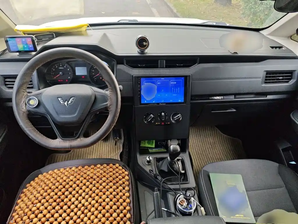 Wuling Hongguang PLUS — миниатюра 5