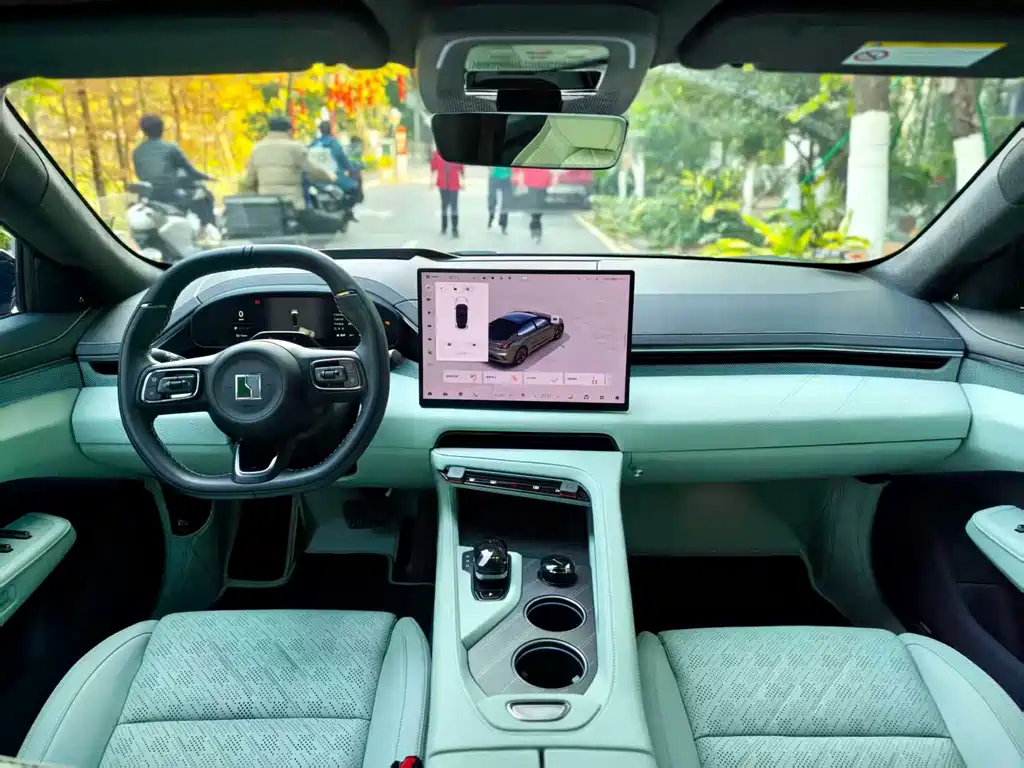 ZEEKR EXTREME KRYPTON 001