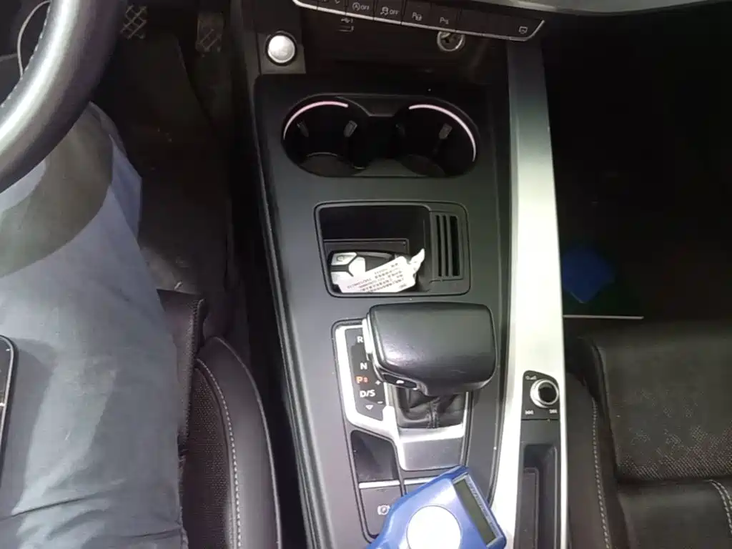 Audi A4L — миниатюра 14