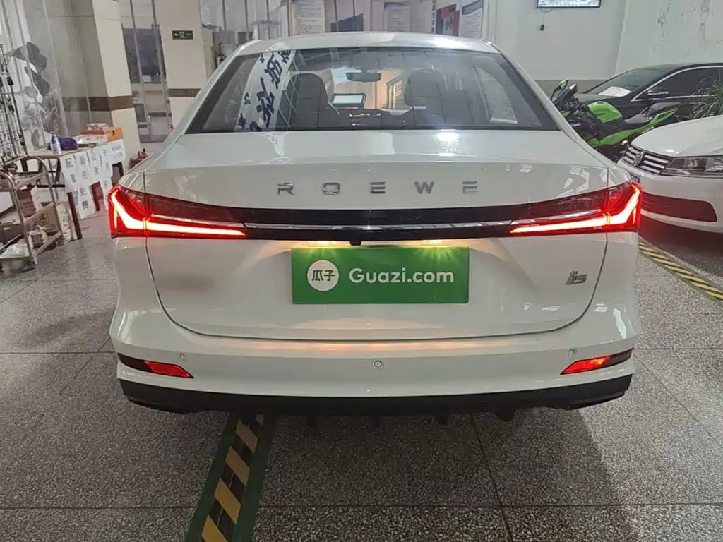 Roewe i5 — миниатюра 6