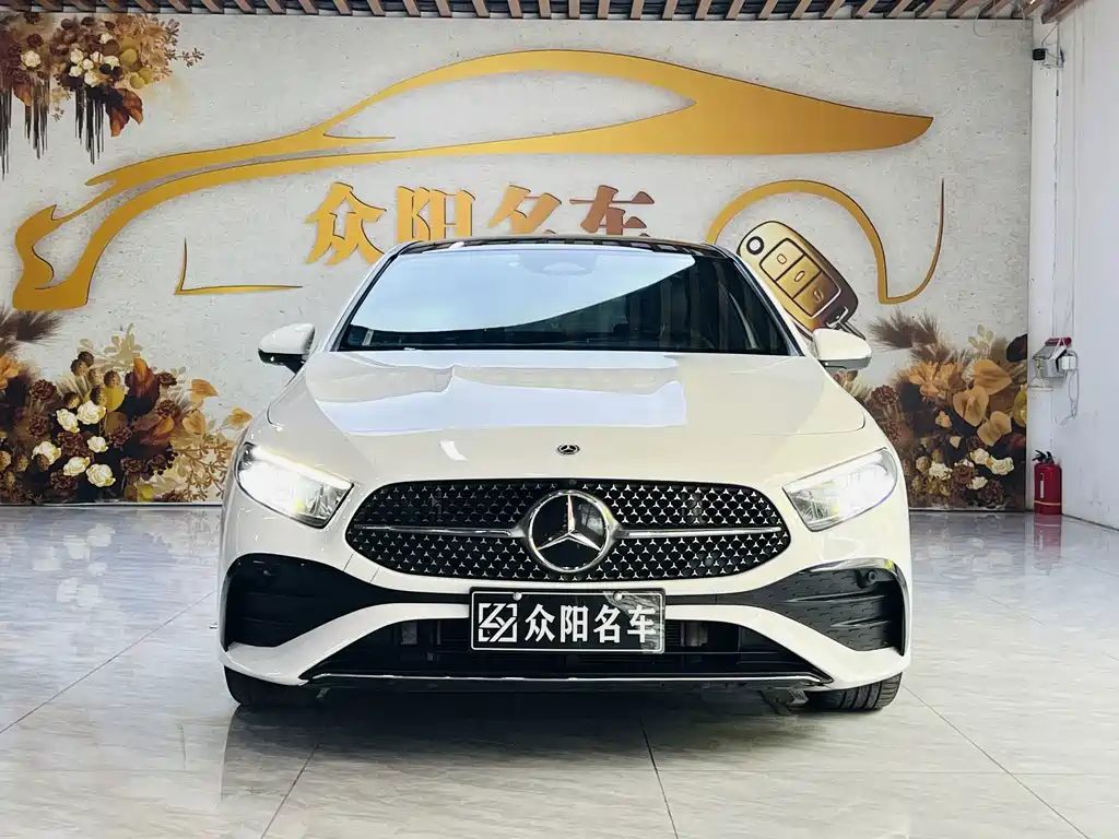 Mercedes-Benz A-Class — миниатюра 2