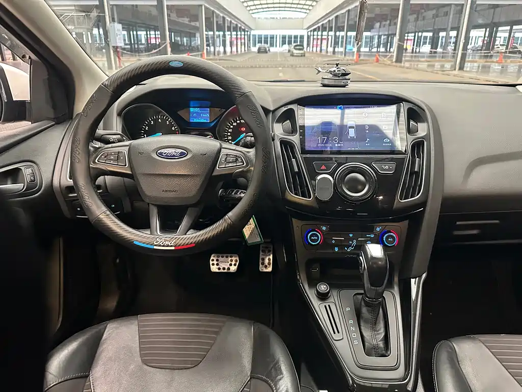 Ford Focus — миниатюра 12