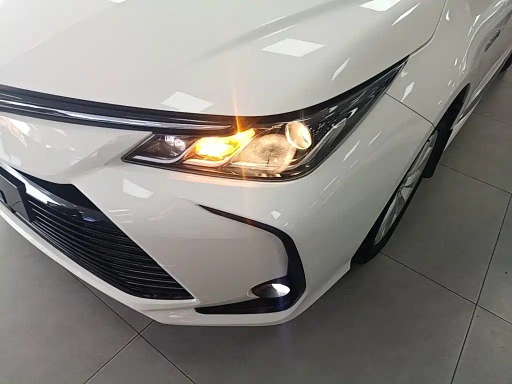 Toyota Corolla — миниатюра 18