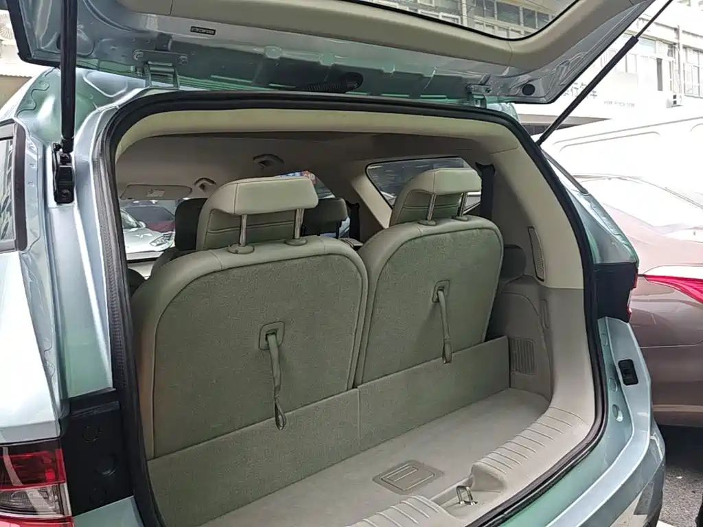 Geely Jia Ji New Energy — миниатюра 13