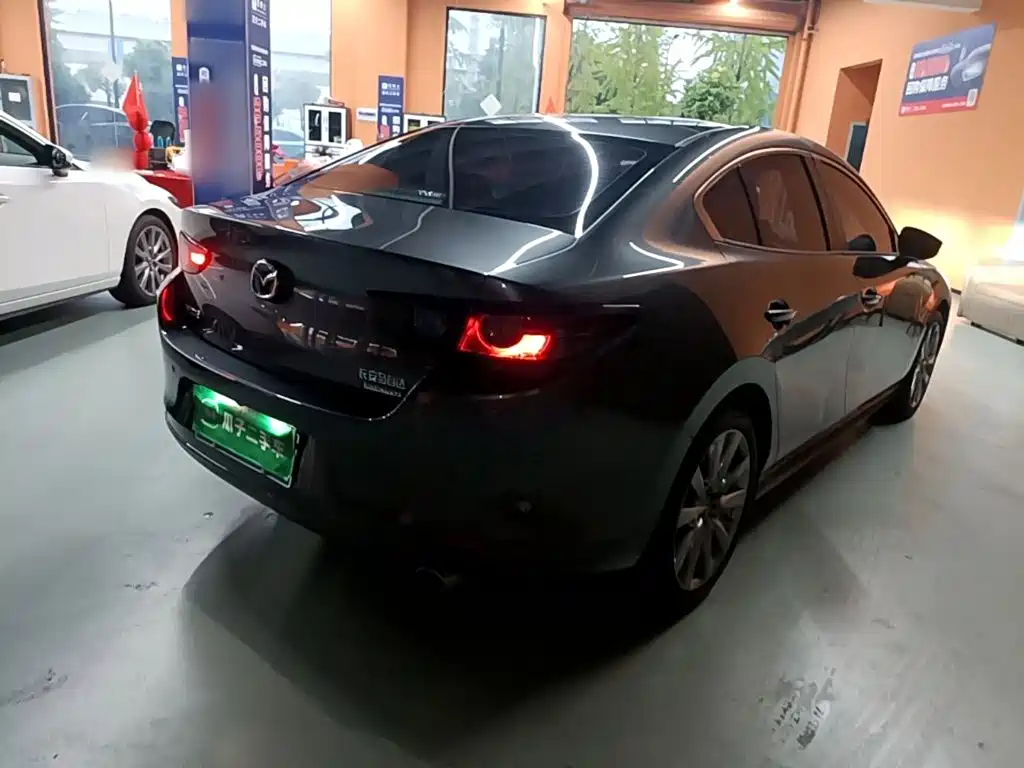 Mazda 3 Axela — миниатюра 7