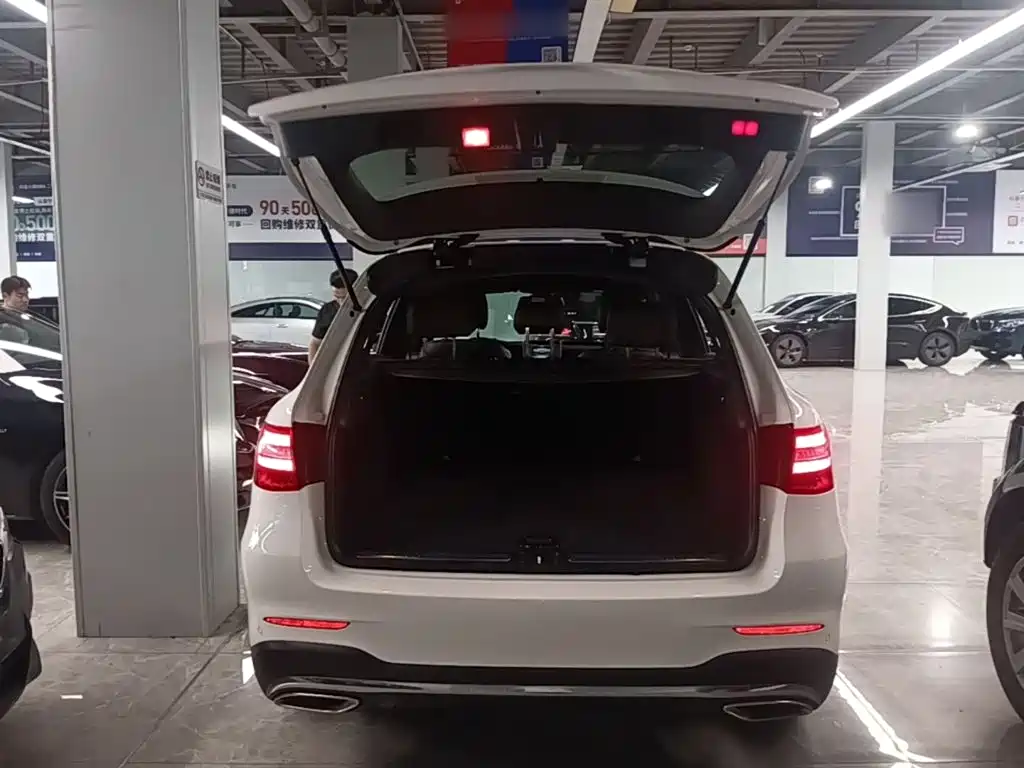 Mercedes-Benz GLC — миниатюра 19