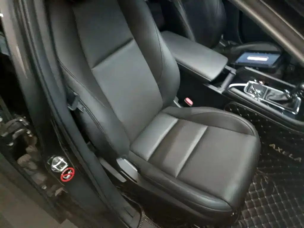 Mazda 3 Axela — миниатюра 25