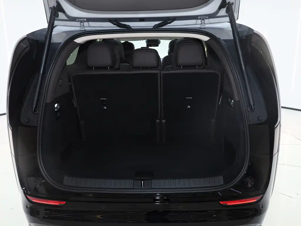 Li Auto Li MEGA — миниатюра 28