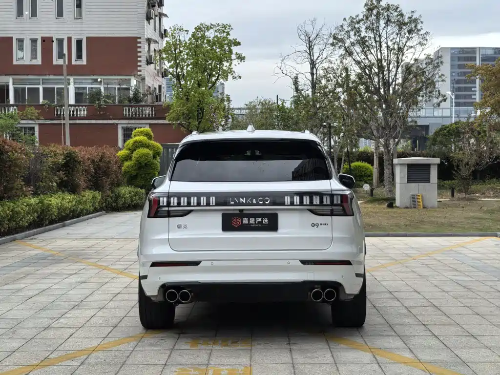 Lynk & Co 09 2024 2.0T Sport мест