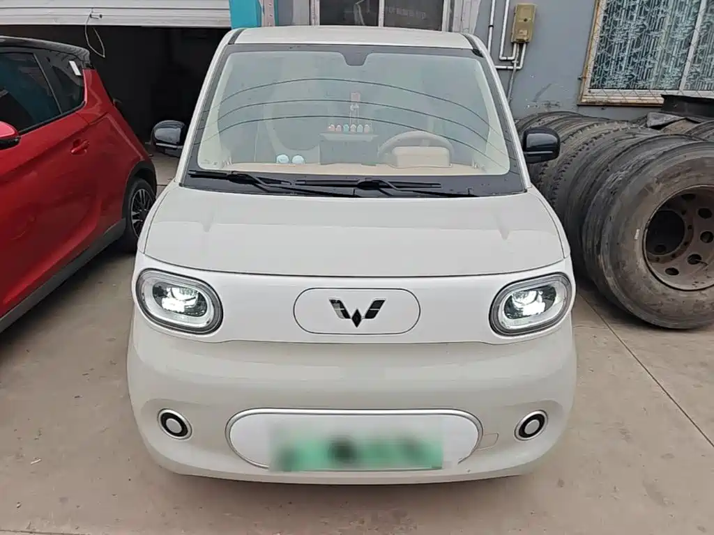 Wuling MINIEV — миниатюра 3
