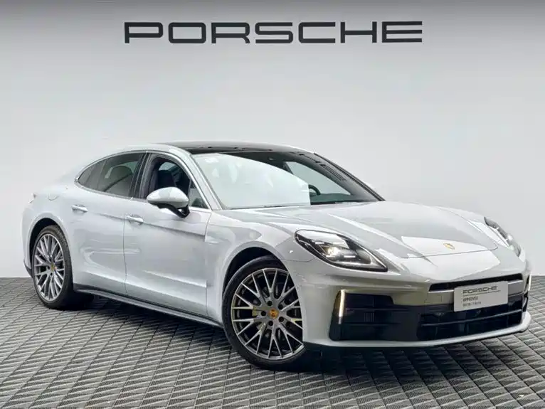 Porsche Panamera — миниатюра 3