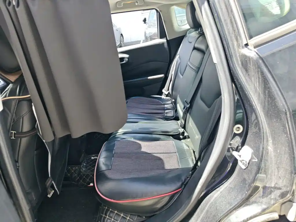 Jeep Compass — миниатюра 15