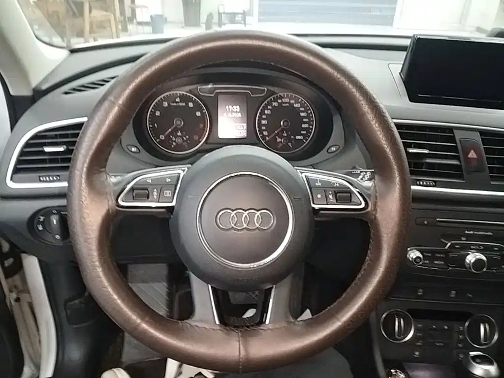 Audi Q3 — миниатюра 11