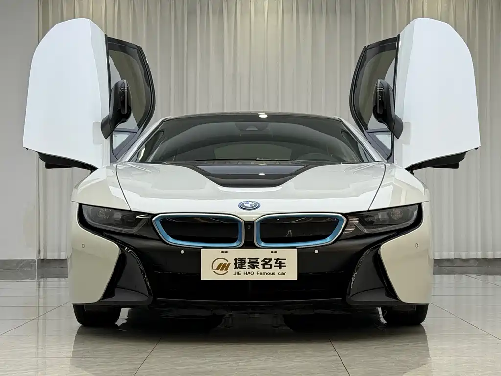 BMW i8 — миниатюра 4