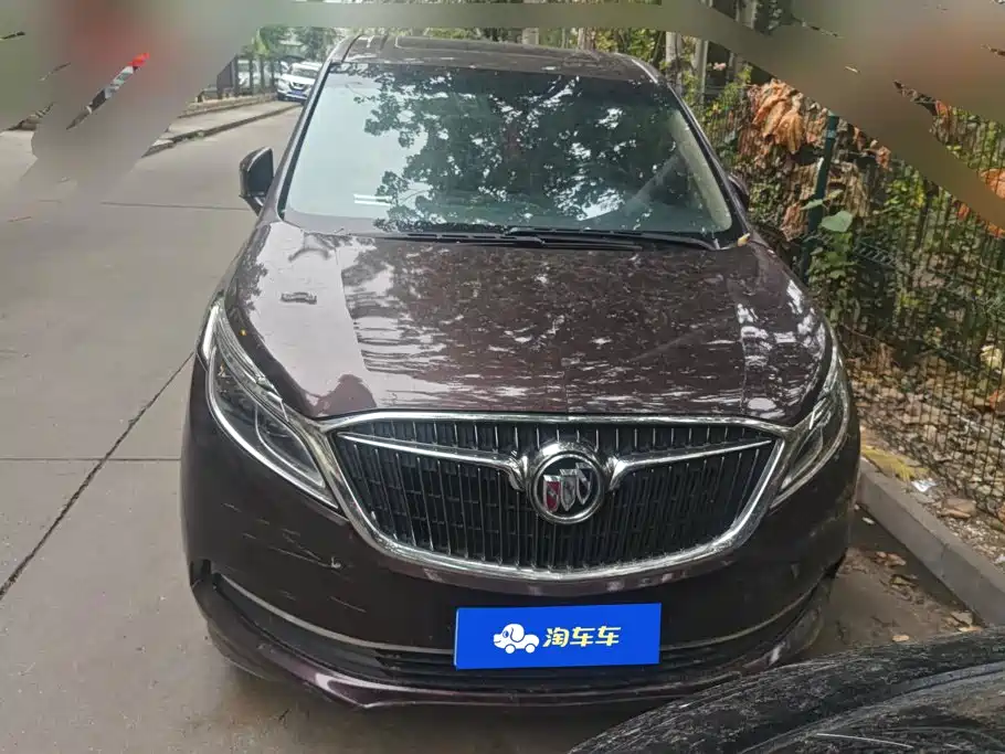 Buick GL8 — миниатюра 2