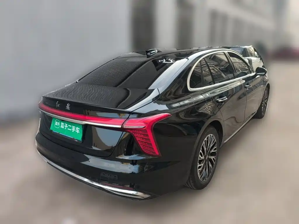 Hongqi Hongqi H5 — миниатюра 6