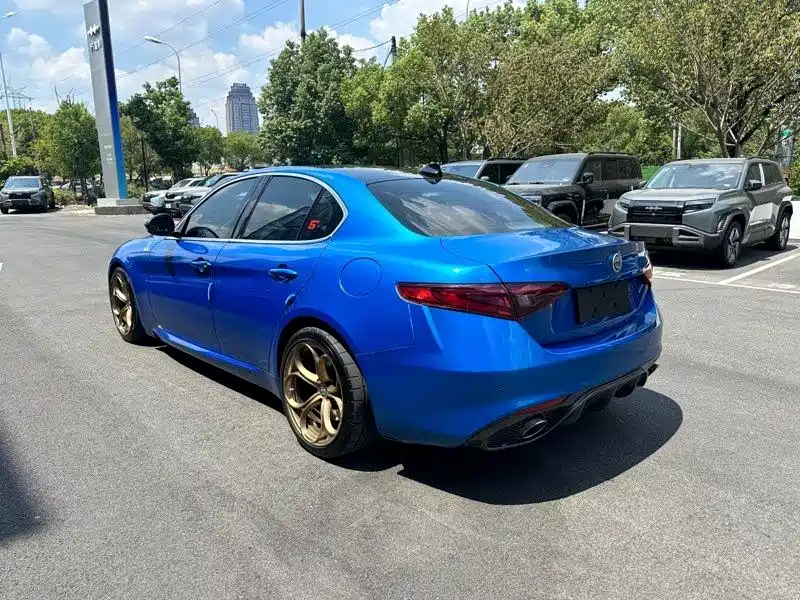 ALFA ROMEO GIULIA