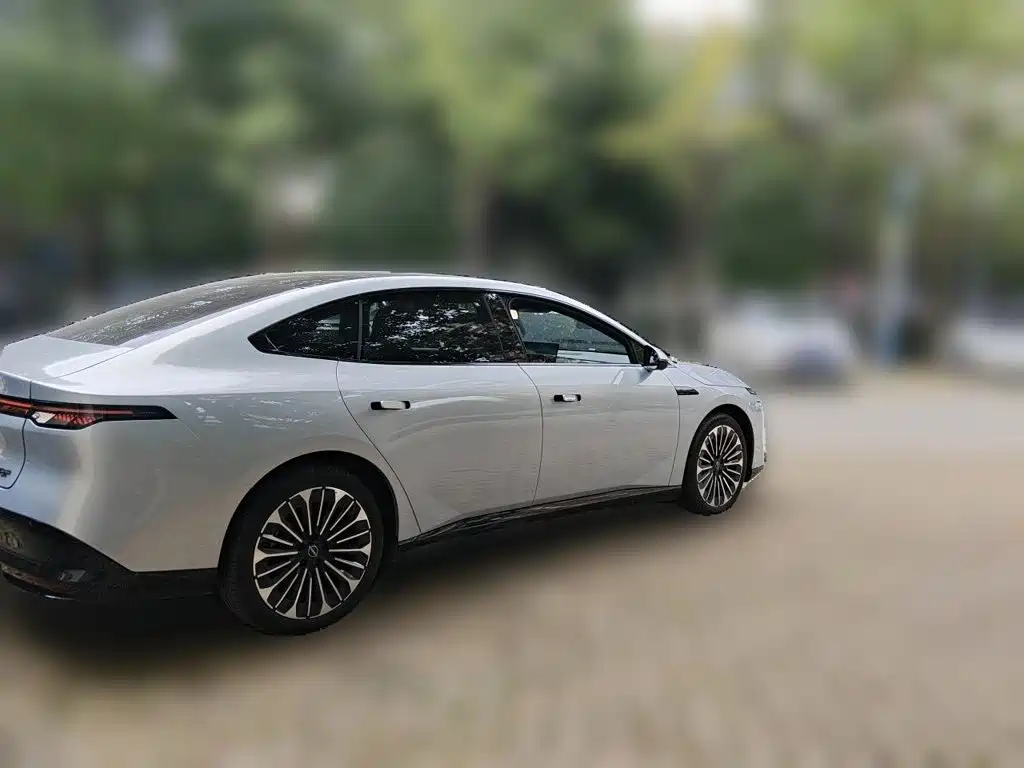 Nissan N7 — миниатюра 4